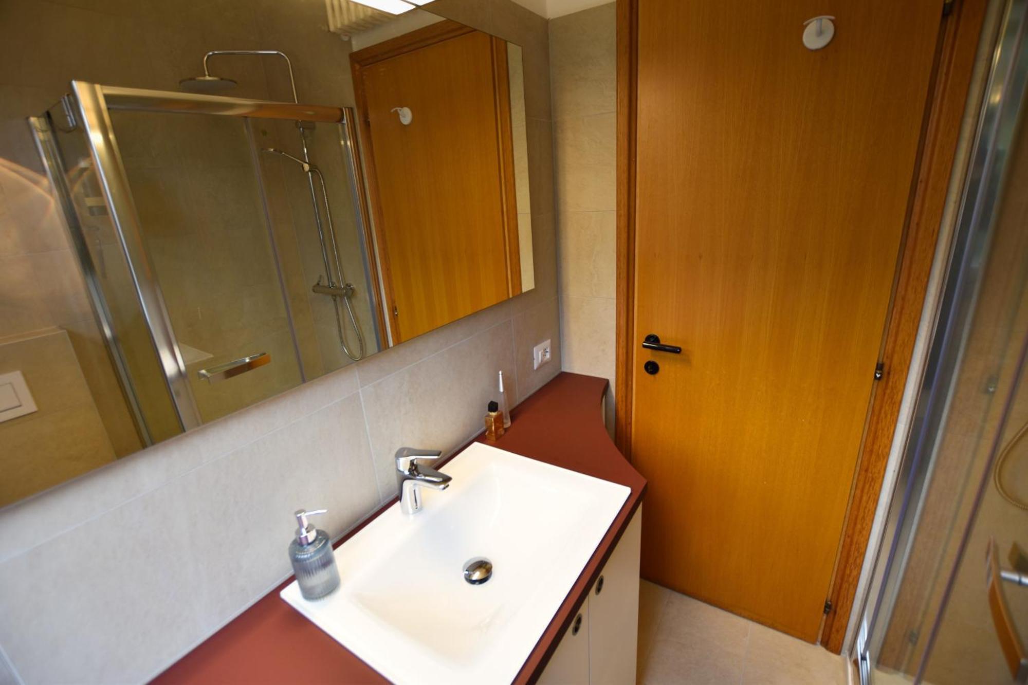 2-Bedroom Lakeview Apartment Bella Gaeta サン・シーロ エクステリア 写真